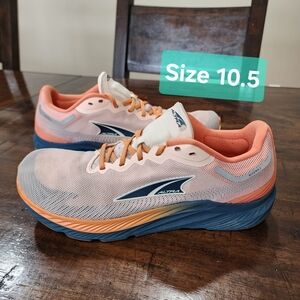 Altra Rivera 3 woman's size 10.5